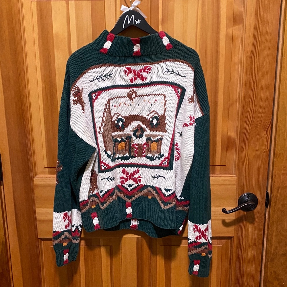 Vintage Woolrich Christmas Gingerbread House Sweater w Green and Red Accents